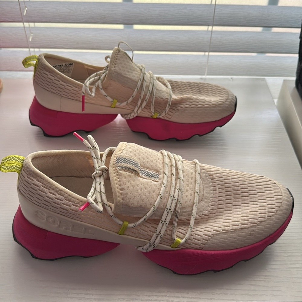 Sorel Kinetic Impact Sneakers Size 11